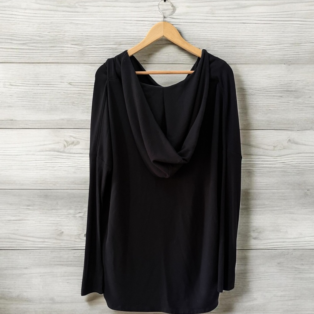Athleta Draped Oversized Long-Sleeve Women's Top in Black! S/M - Picture 2 of 12